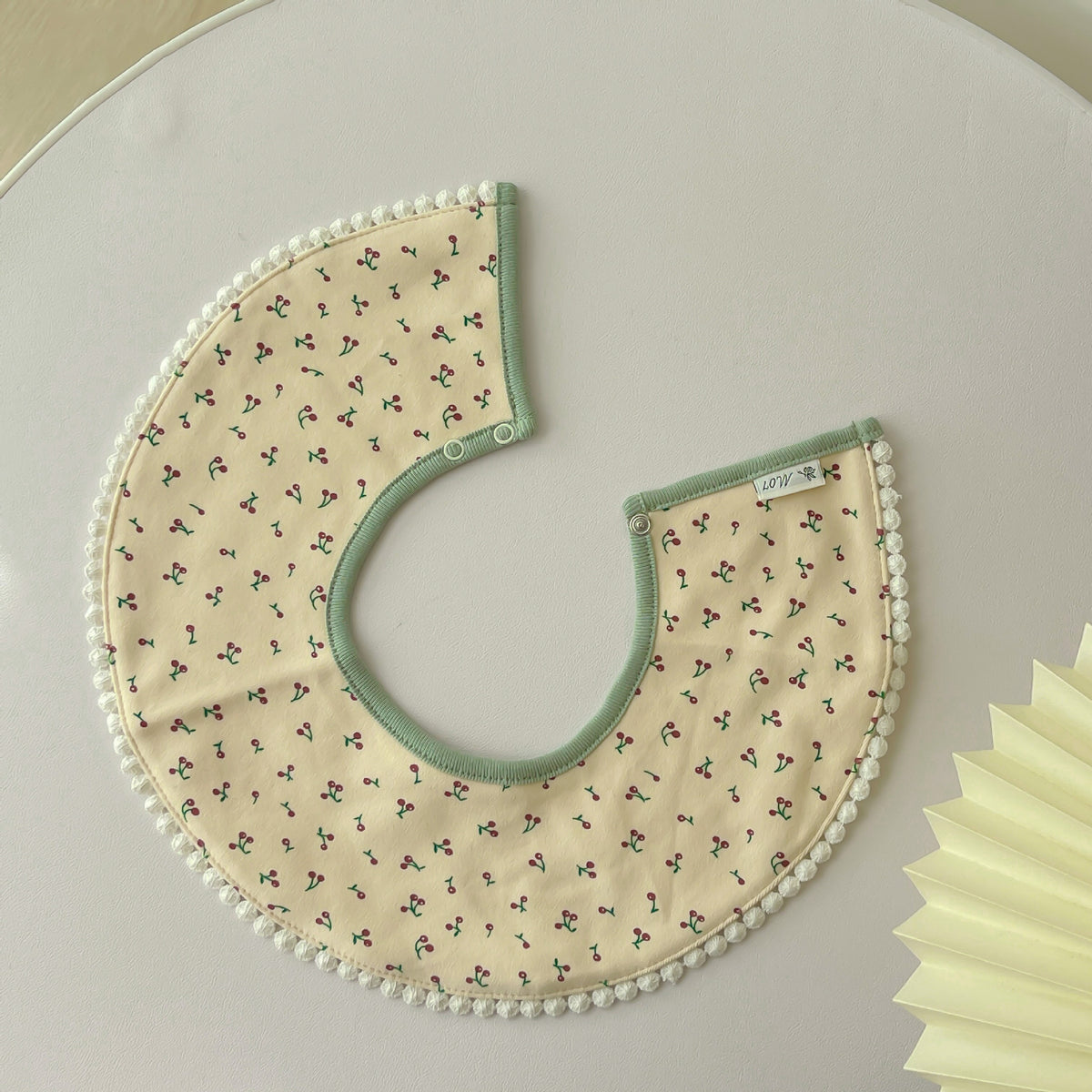 The Knit Cotton Bib